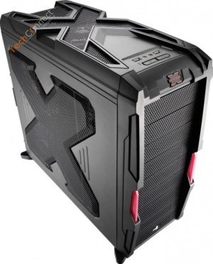 aerocool strike-x trois quart avant