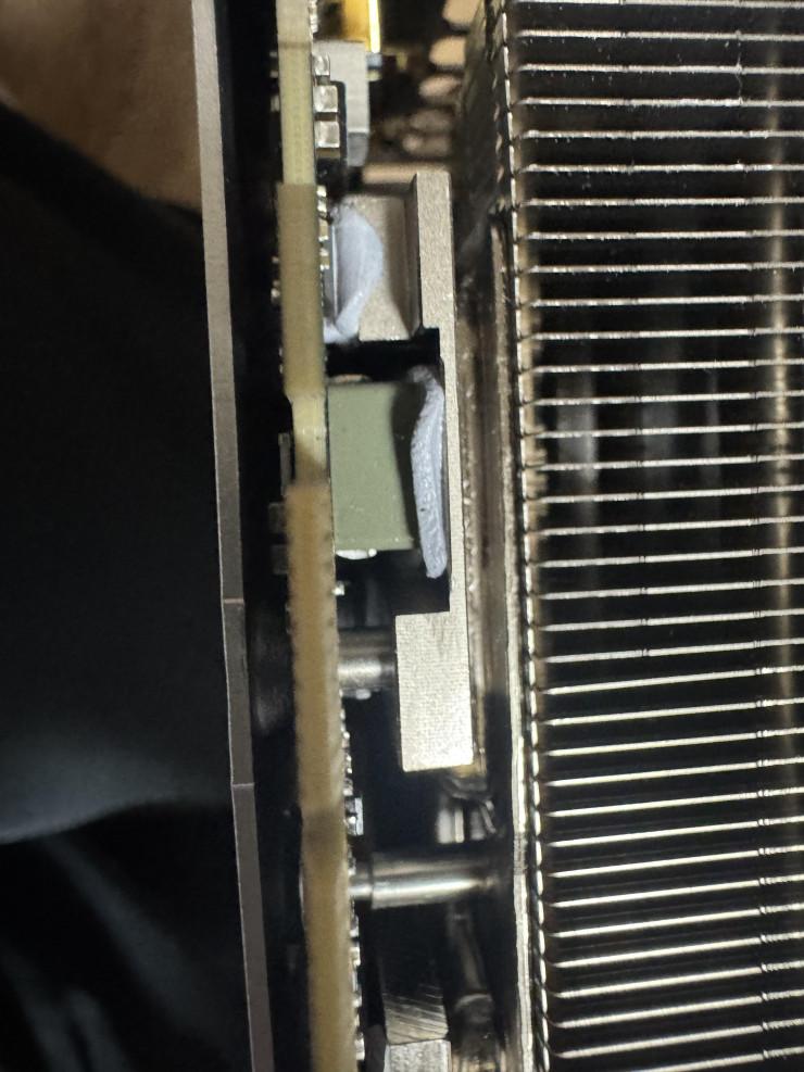 rtx 5080 fuite image 2