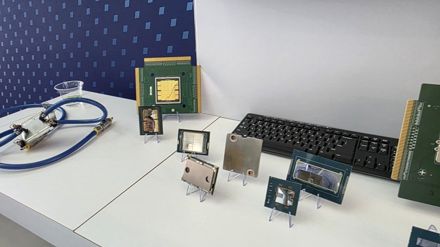 intel ihs watercooling th1