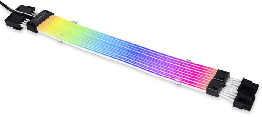 Les câbles RGB Strimer Plus de Lian Li en plus mieux avec une V2