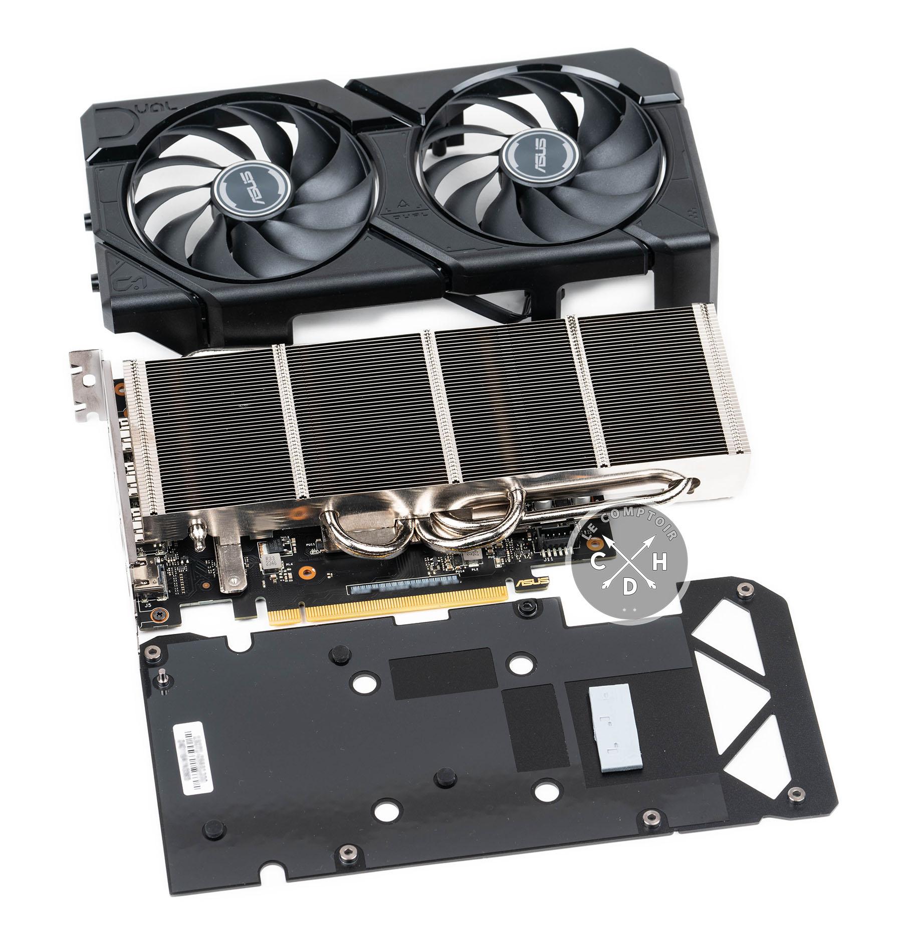 L'étage d'alimentation GPU est refroidi par le dissipateur, celui pour la VRAM est simplement en contact avec la backplate.