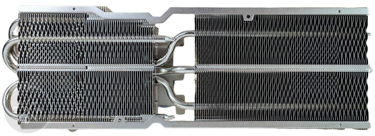 RTX 5070 12g inspire 3x oc / rad recto [cliquer pour agrandir]