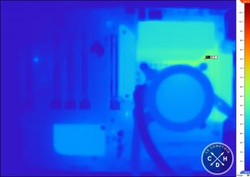 Cliché IR des VRM de la Prime B860-Plus avec un CPU à 180W [cliquer pour agrandir]